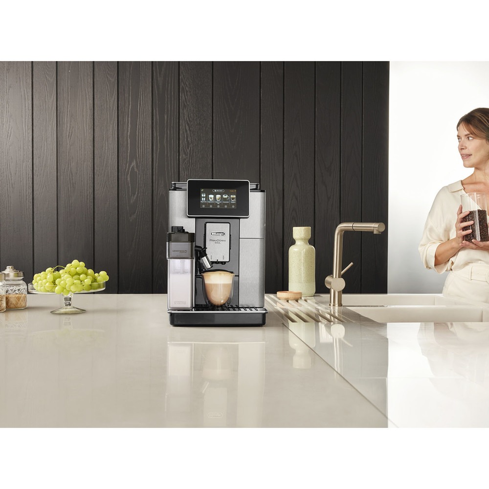 "Кофемашина De'Longhi ECAM 610.55.SB"